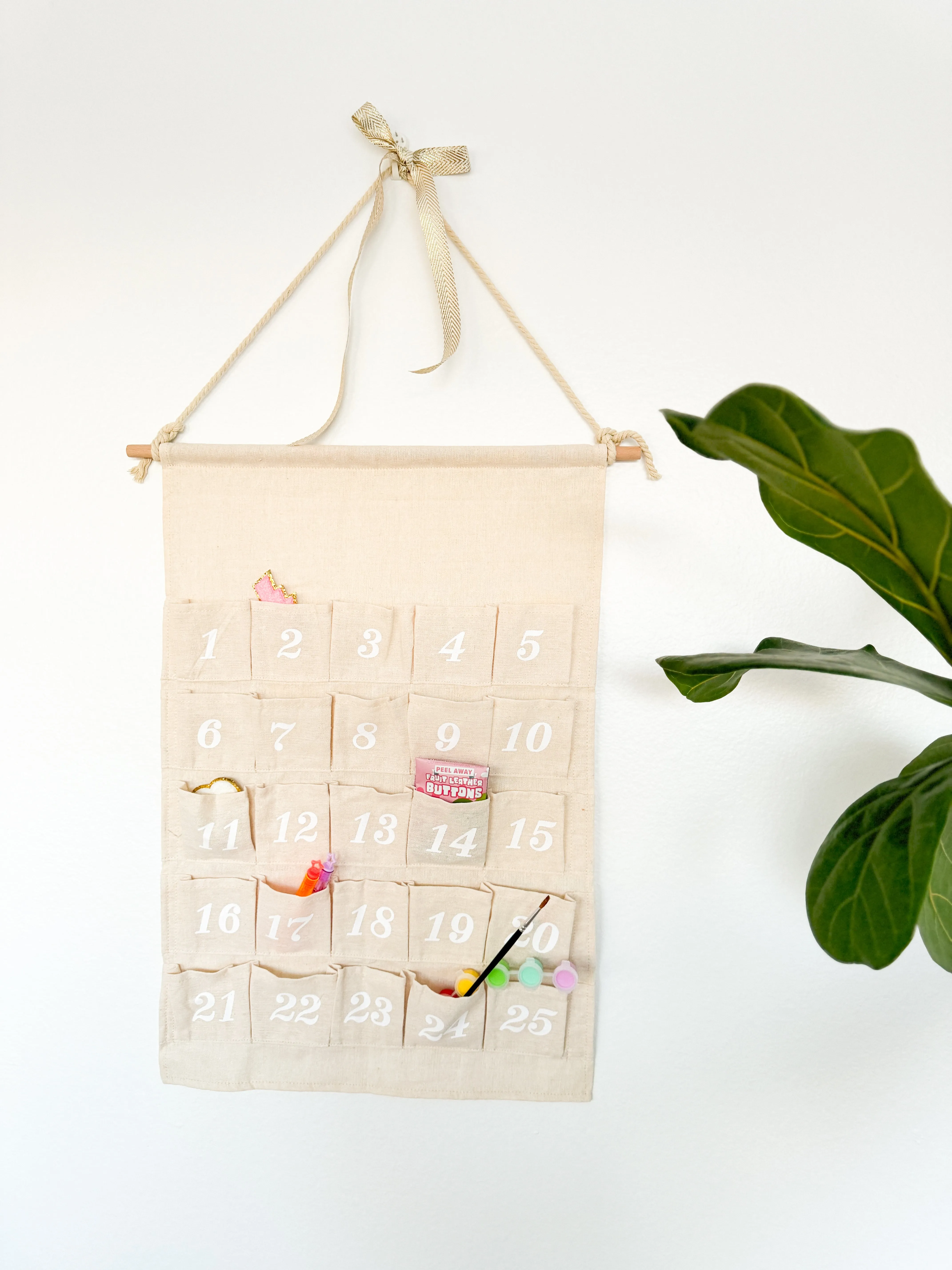 25-Pocket Advent Calendar