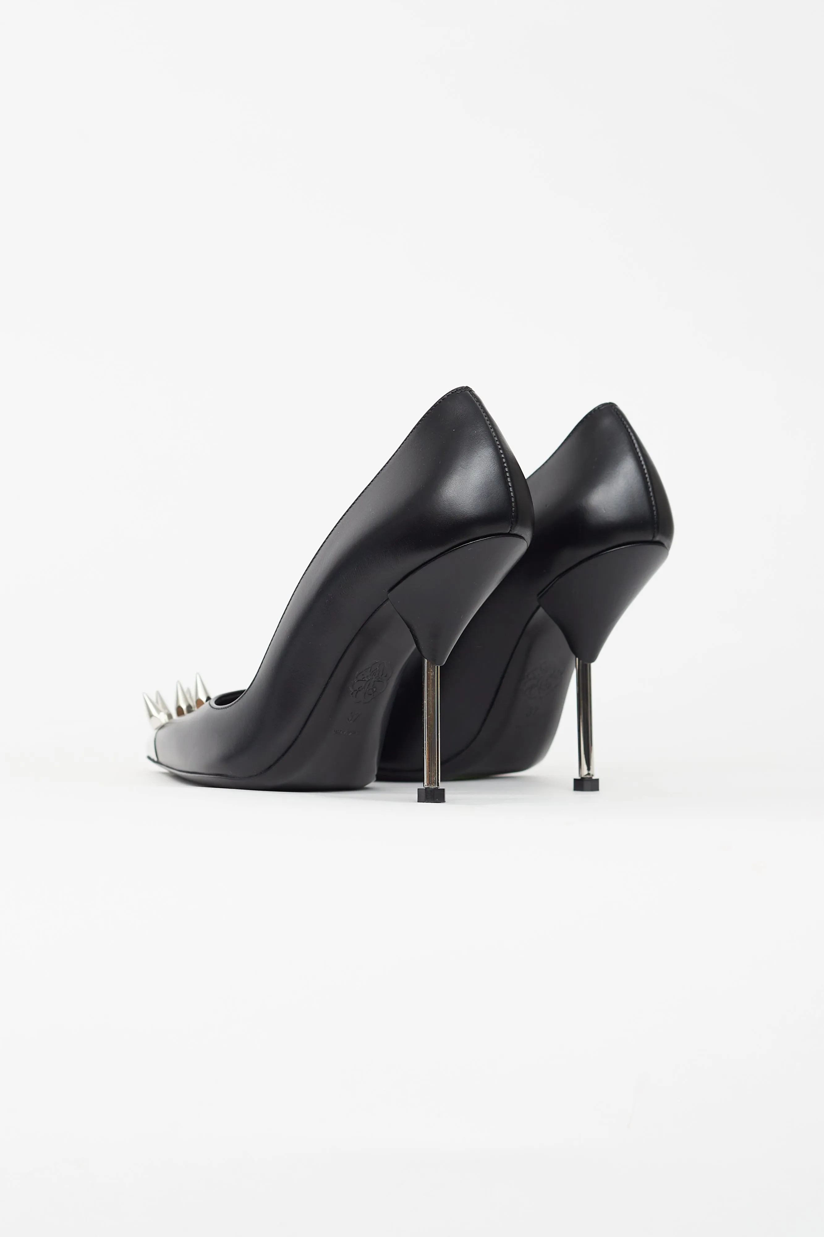 Black Leather Stud Punk Pump