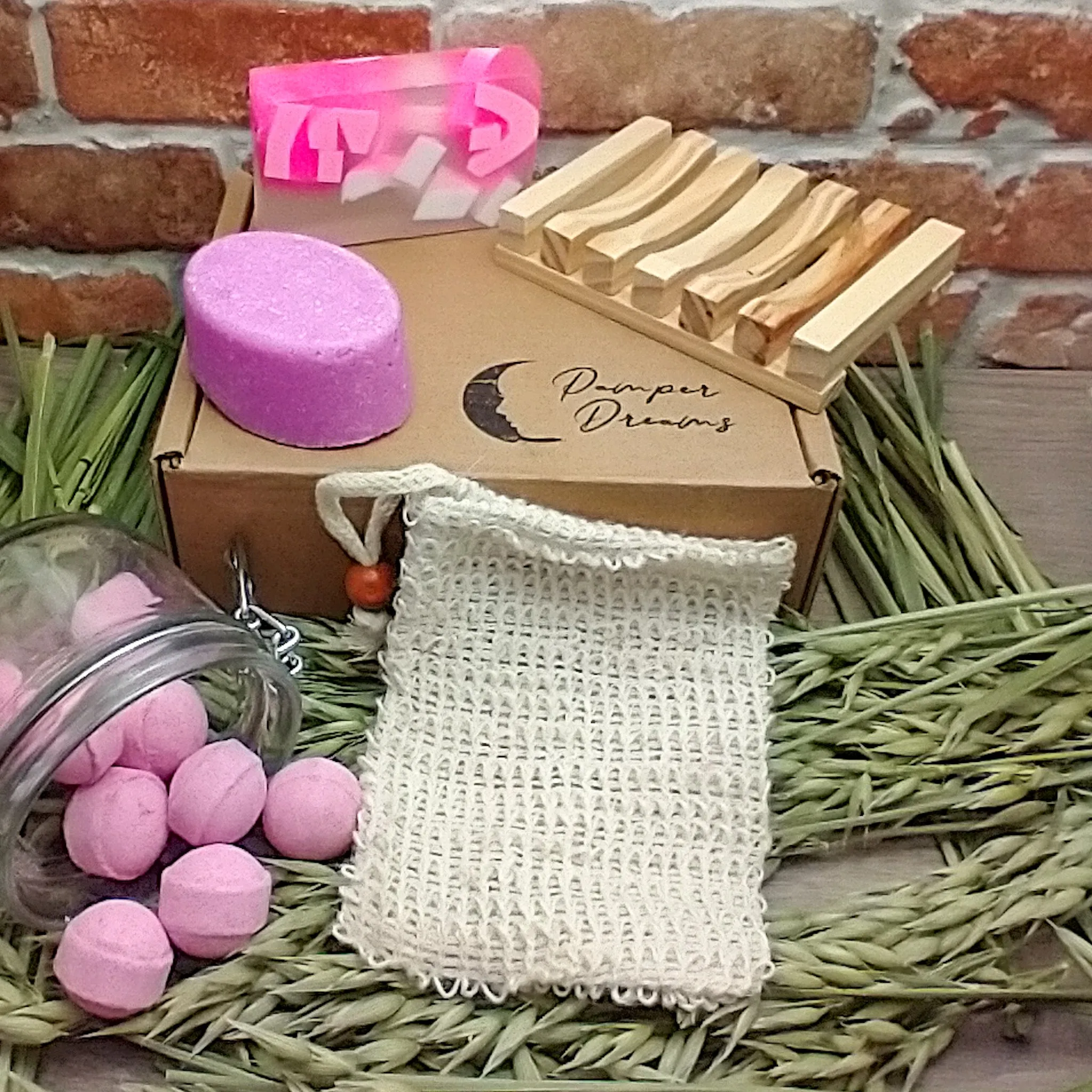 Candyman Eco-Friendly Pamper Gift Box