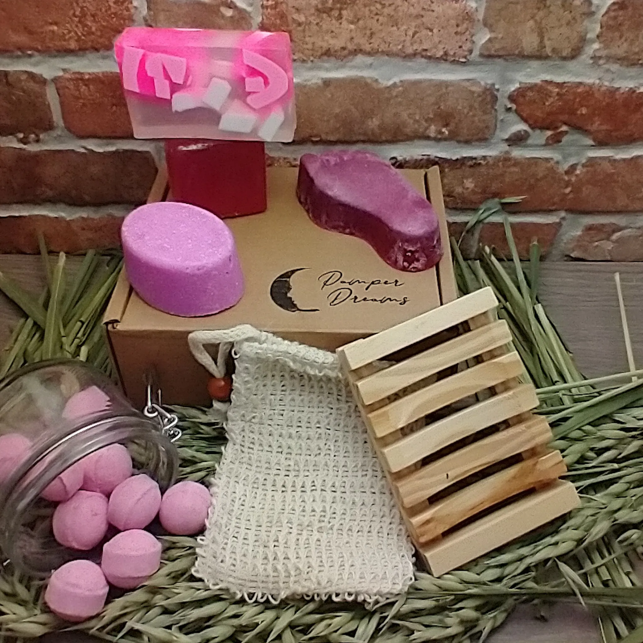 Candyman Eco-Friendly Pamper Gift Box