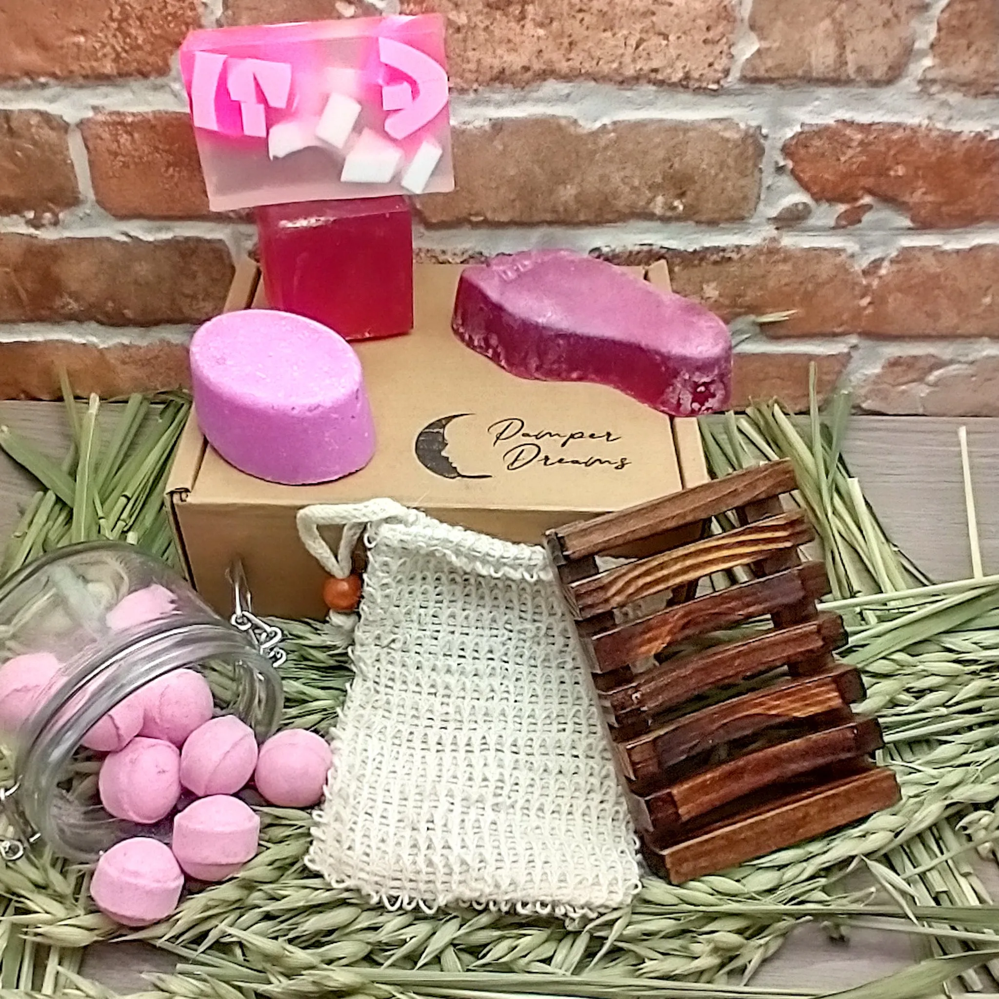 Candyman Eco-Friendly Pamper Gift Box