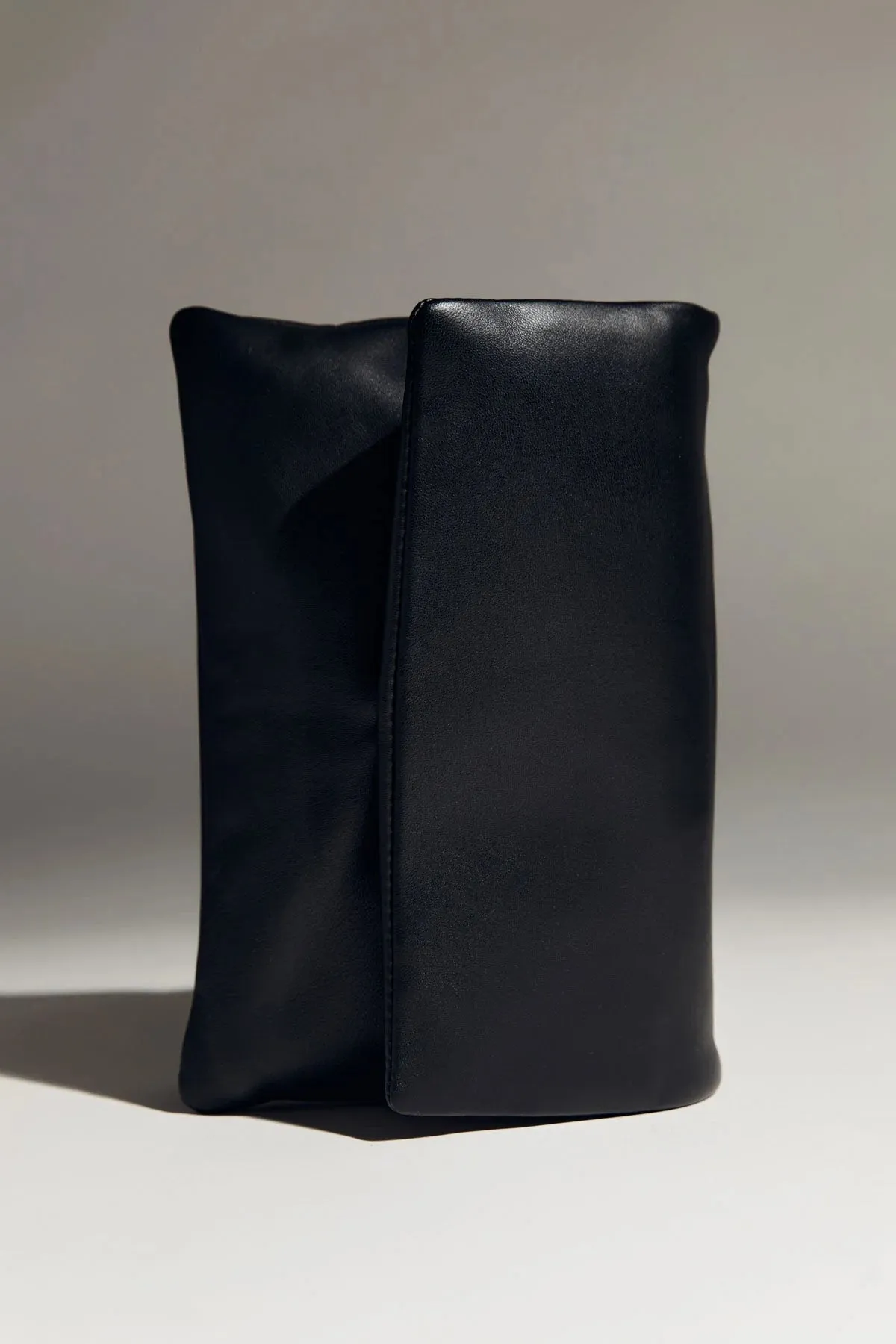 Dual Envelope Clutch in Black